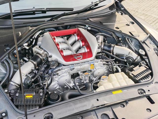 2022 Nissan 3.8 GT-R R35 Premium Edition 8000 KM - 3