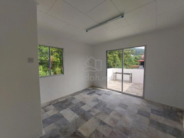 Menglembu Low Cost Title Double Storey Terrace Corner House For Sales 5