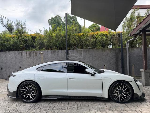 2021 Porsche TAYCAN Local Spec Sg Besi - 3