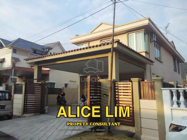 Good Location Bungalow House Land Area 4070sq At Island Glades 1
