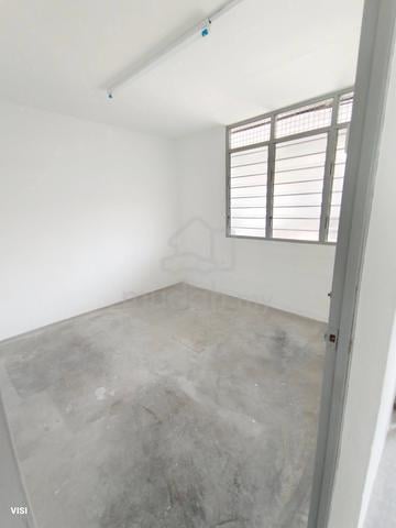 Rumah Pangsa Bercham 4