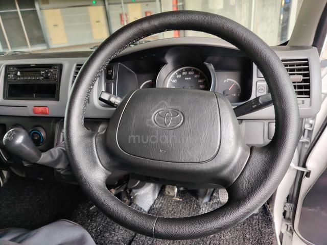 2010 Toyota Hiace 2.7 (M) Window Van High Roof - 5