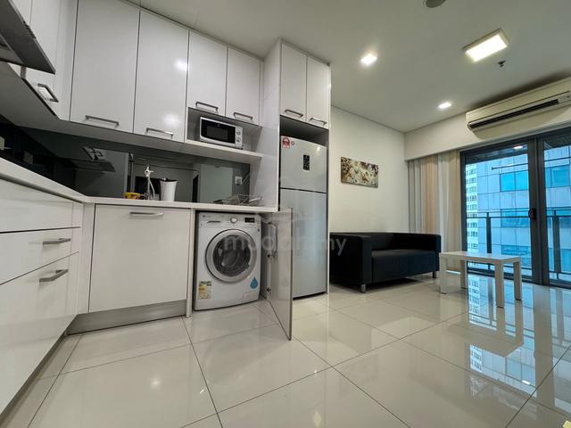 Mercu Summer Suites 1