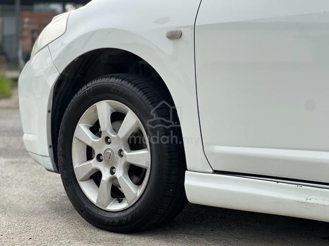 Nissan LATIO 1.6 SPORT ST-L (A)Keyless F/Spec - 4