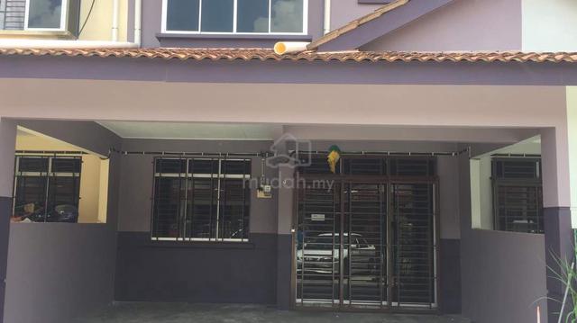 Rumah teres sewa Taman Parit Raja 1