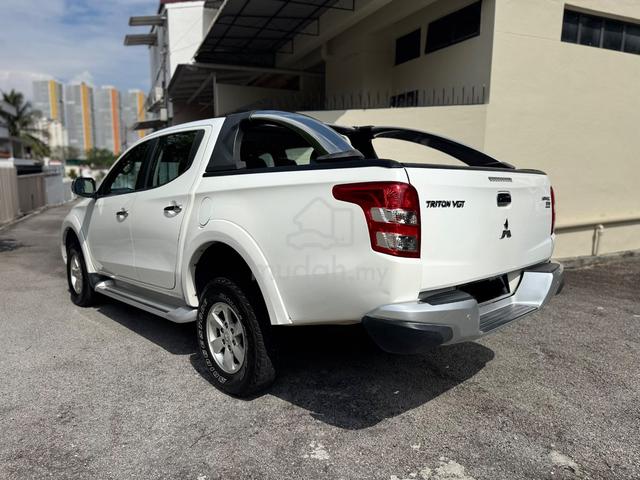 2017 Mitsubishi TRITON 2.4 VGT A/T PREMIUM MY2016 - 2