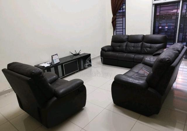 Single Room for rent in Kulai 1