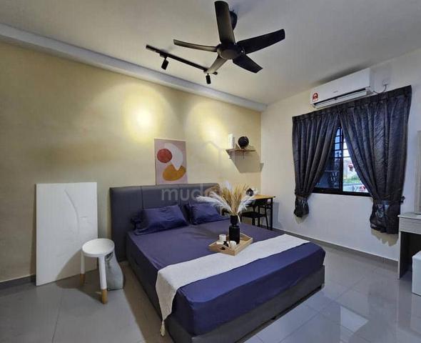 Co-Living Room @ Taman Sri Tebrau – Near CIQ JB & City Centre🏡 2