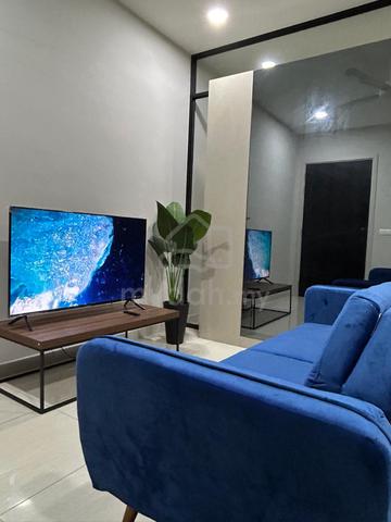 LINQ SKY RESIDENCES (Datum Jelatek) 1