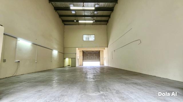 Mount Austin 1.5 Storey Factory Link Factory Land Area 30x130 For Rent 1