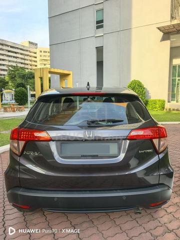 2015 Honda HR-V 1.8 V (A) - Direct Owner (Nego) - 4