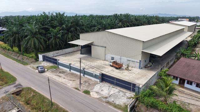 COMBINING WAREHOUSE KAMPUNG SELAMAT TASEK GELUGOR BRAND NEW FoR RENT 2