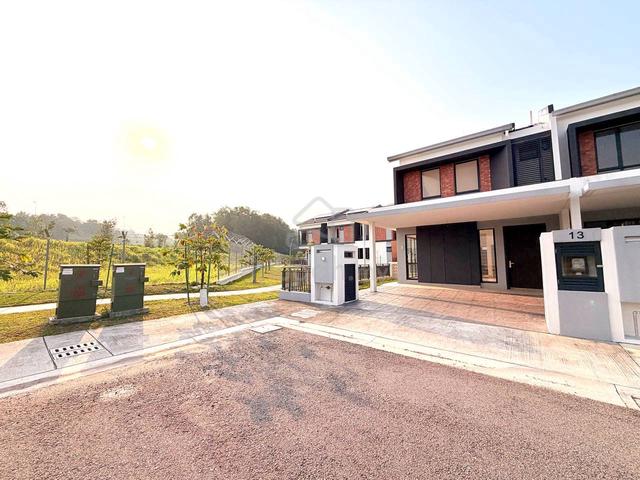 Corner Lot Elmina Ilham Residence 2 1