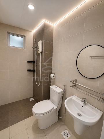 Golden Sands Seaview Residence Suites 1