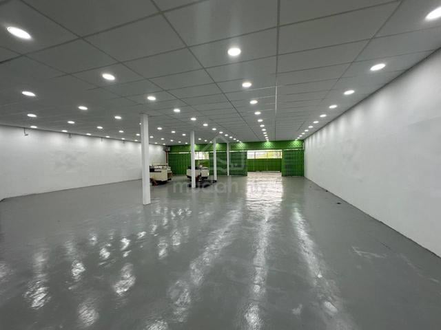 All In One | Shop, Warehouse, Staff Housing | Jalan Bukit Kemuning 1