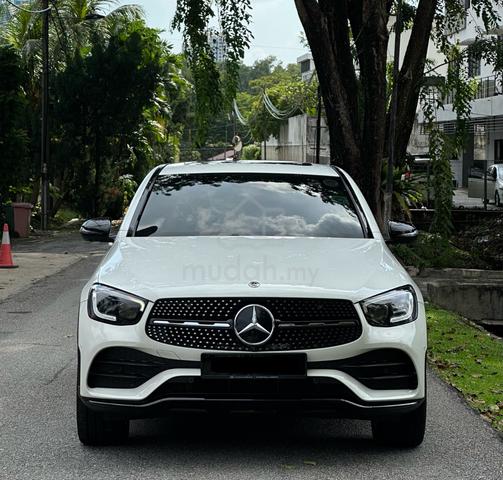 20K KM 2020 Mercedes Benz GLC300 2.0 4MATIC COUPE - 2