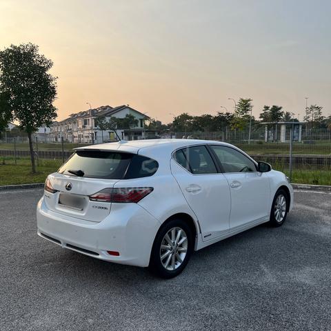 2011 Lexus CT200 1.8 H LUXURY (HYBRID) (A) - 3