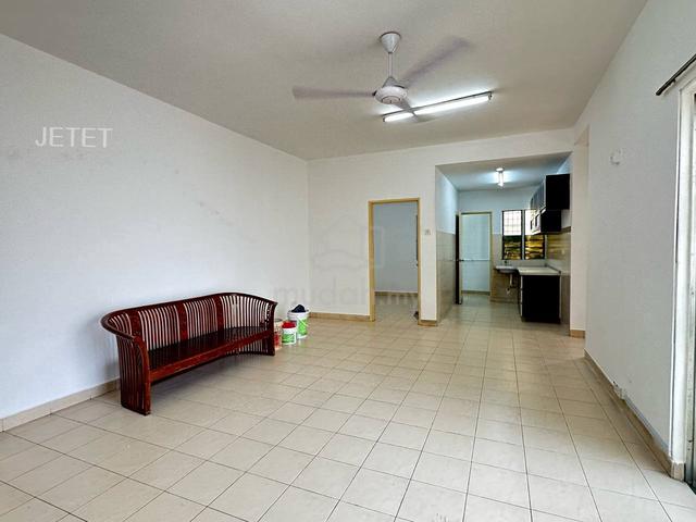 Kasuarina Apartment 1