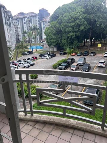 Pelangi Court 1