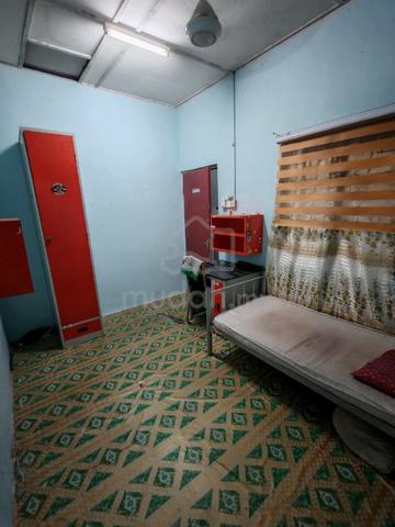 Bilik Sewa Lelaki Taman Satria Senawang  1
