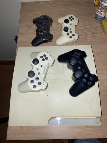 Playstation 3 (PS3) - photo 2 of 5