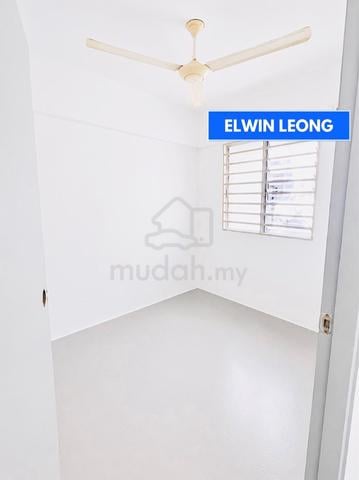 Puncak Erskine 1