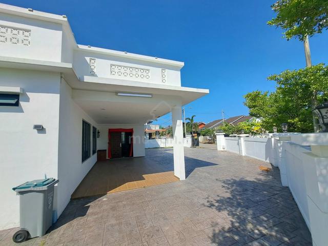 EXCLUSIVE CORNER LOT BUNGALOW 7 Rooms Taman Bertam Setia Cheng 1