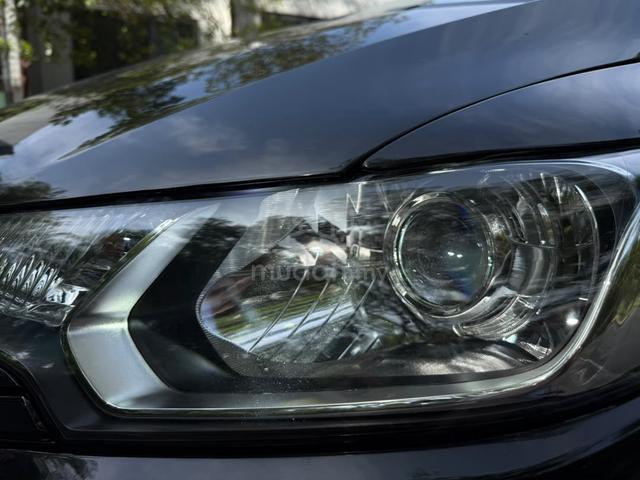 Honda JAZZ 1.5 V (A) STAGE 1 *FLRS *TIPTOP COND - 2