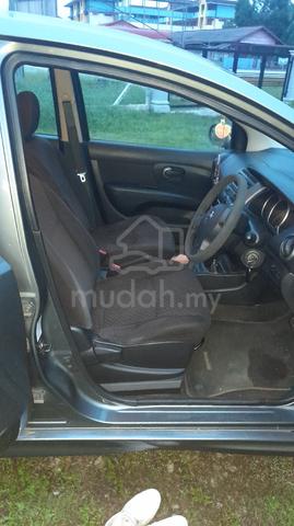 2011 Nissan GRAND LIVINA 1.6 CLASSIC/COMFORT MC - 4