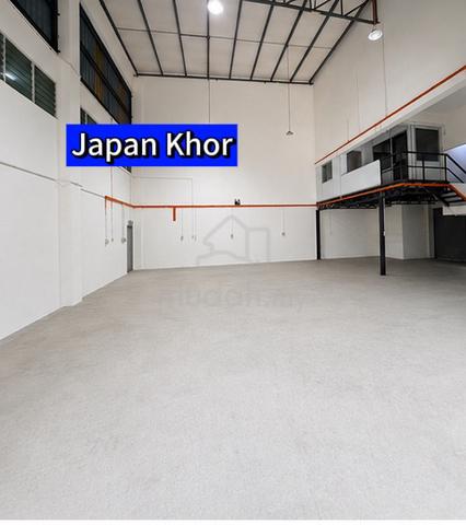 6060sqft 1.5-Storey Semi-D Factory / Warehouse @ Permatang Tinggi 1