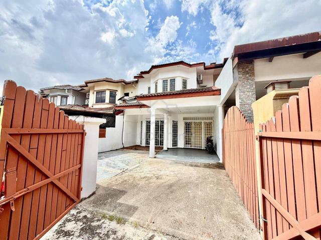 REFURBISHED✨22'x75'✨ 2-Storey House Jalan Paladium Seksyen 7 Shah Alam 1