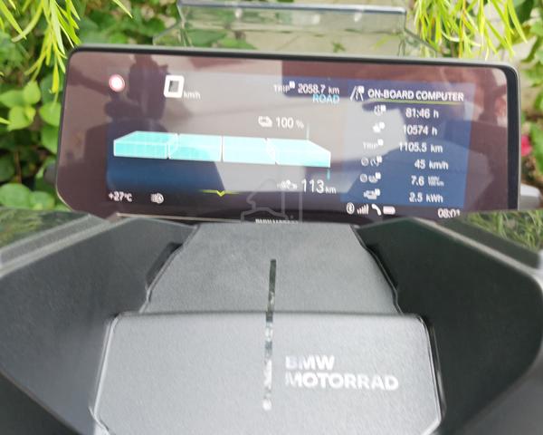 BMW CE04 Fully Electric Scooter - photo 3 of 10