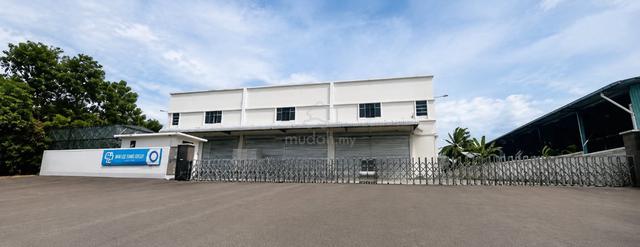 Renggam Mengkibol / Kluang / Johor / Factory 《Below Market Value》 1