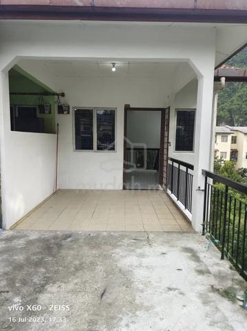2.5 sty , fasa 10/2 , sri gombak . 1