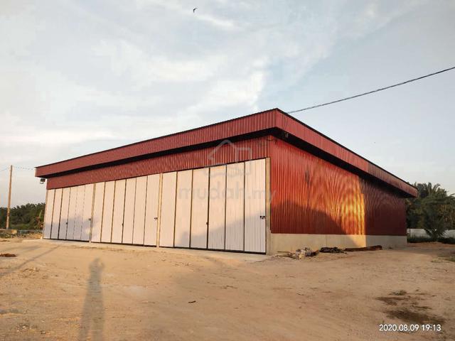 Useful 2400sqft -Warehouse Asli -Permatang Tinggi 1