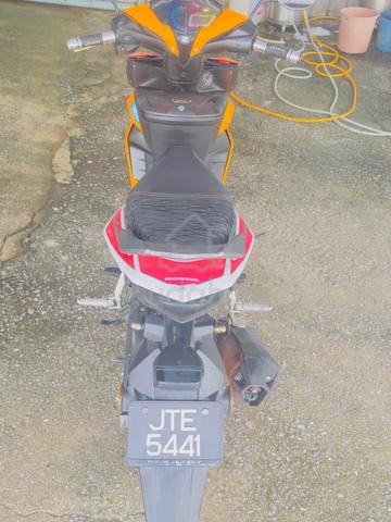 Carousel Image
