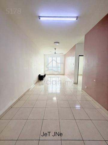 Trifolis Apartment 1
