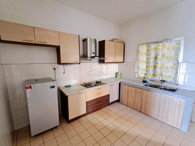 Sri Ixora Apartment 1