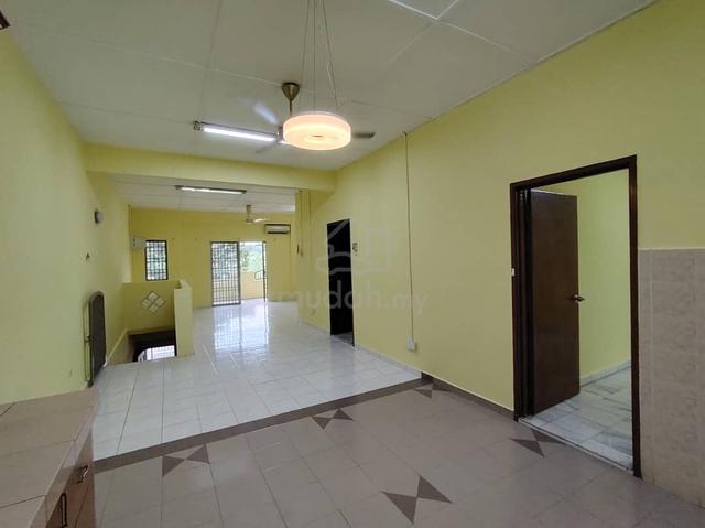 Townhouse Rawang Putra 1