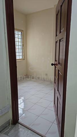 Teratai Mewah Condominium 5