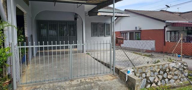 Full loan 1 Storey Endlot House Taman Indah Sg Jelok Kajang For Sale 1