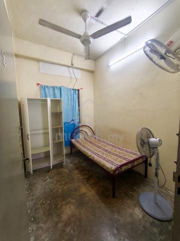 Fully Furnished Single Room for Rent at Section 17, Petaling Jaya !! 1
