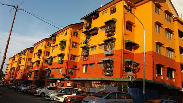 Taman Teluk Kumbar 1
