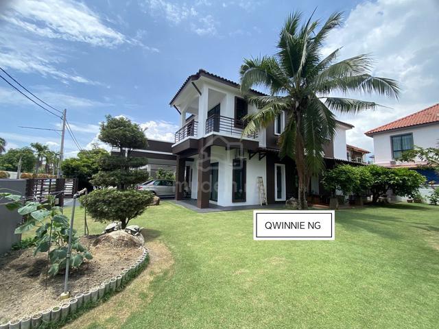 2 storey Bungalow gated Bukit Juru Height furnished For Sale 1