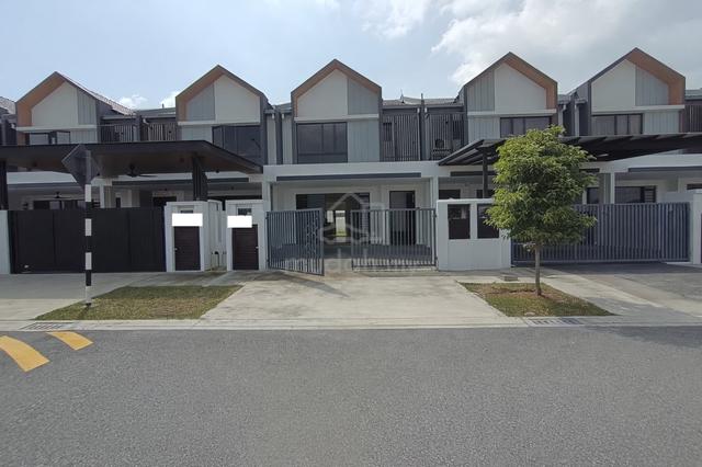 Facing Open New Intermediate Double Storey Terrace House Serenia Anisa 1