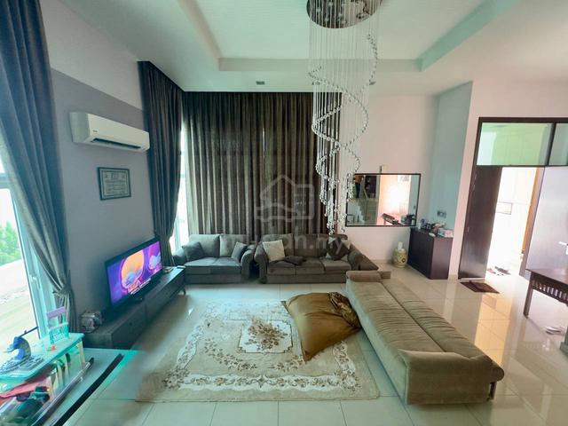 3 Storey Semi-d Clover Garden Residence, Cyberjaya 1