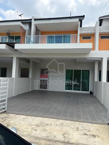 Pearl Residence terrace house for Rent 1