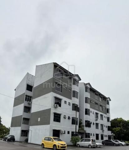 FLAT DAMANSARA PEKAN NANAS,JOHOR 1