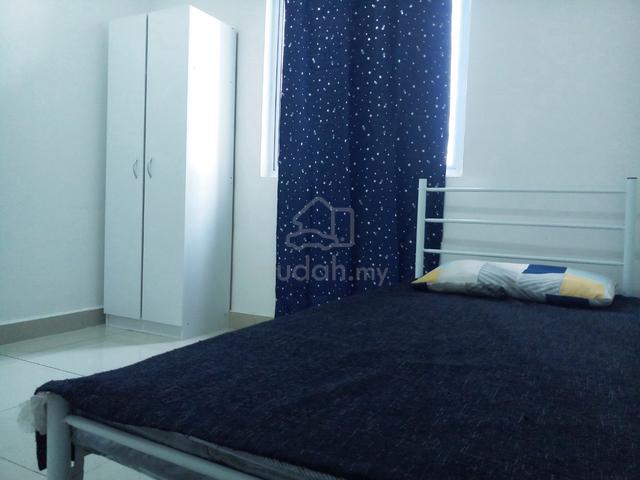 Comfortable Male Medium Room at Suasana Lumayan Condo 1