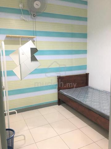 Comfort Private Rooms Cyberia Smarthomes MMU FREE WIFI 1